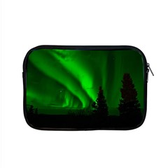 Aurora Borealis Northern Lights Apple Macbook Pro 15  Zipper Case by BangZart