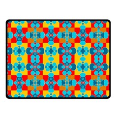 Pop Art Abstract Design Pattern Fleece Blanket (Small)