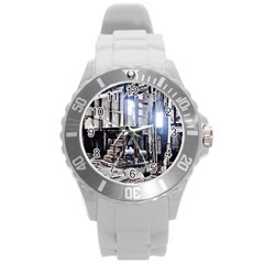 House Old Shed Decay Manufacture Round Plastic Sport Watch (l) by BangZart