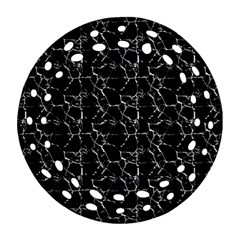 Black And White Textured Pattern Round Filigree Ornament (two Sides)