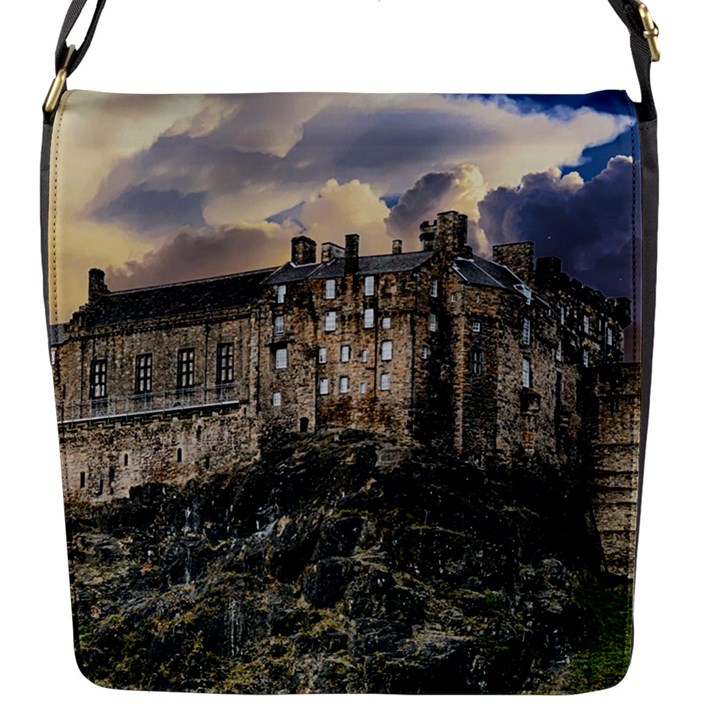 Castle Monument Landmark Flap Messenger Bag (S)