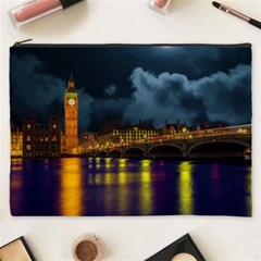 London Skyline England Landmark Cosmetic Bag (xxxl)  by Celenk