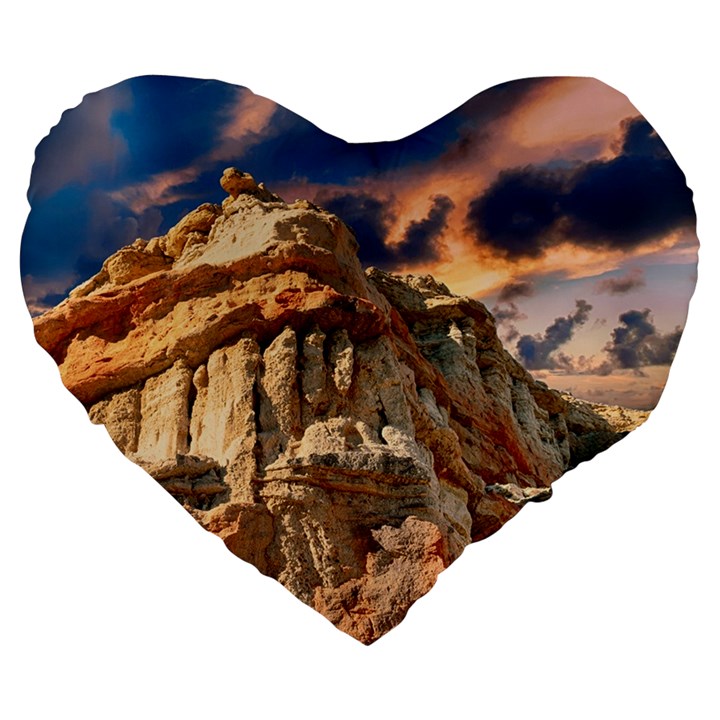 Canyon Dramatic Landscape Sky Large 19  Premium Heart Shape Cushions