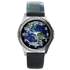 Earth Internet Globalisation Round Metal Watch by Celenk