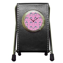 Pink Flower Teal Hat Pen Holder Desk Clocks by snowwhitegirl