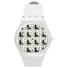 Deer Boots White Black Round Plastic Sport Watch (m) by snowwhitegirl