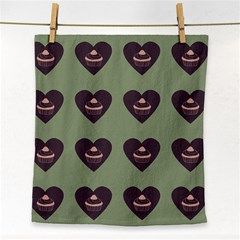 Cupcake Green Face Towel