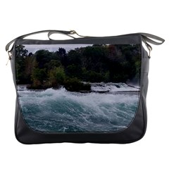 Sightseeing At Niagara Falls Messenger Bags