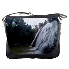 20180121 122307 Messenger Bags by AmateurPhotographyDesigns