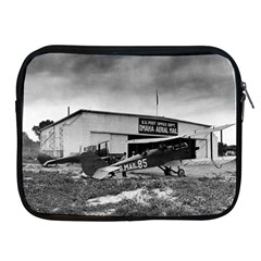 Omaha Airfield Airplain Hangar Apple iPad 2/3/4 Zipper Cases