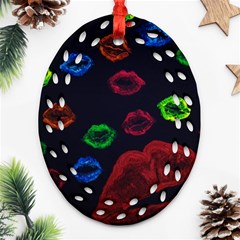 Hot Lips Ornament (oval Filigree)