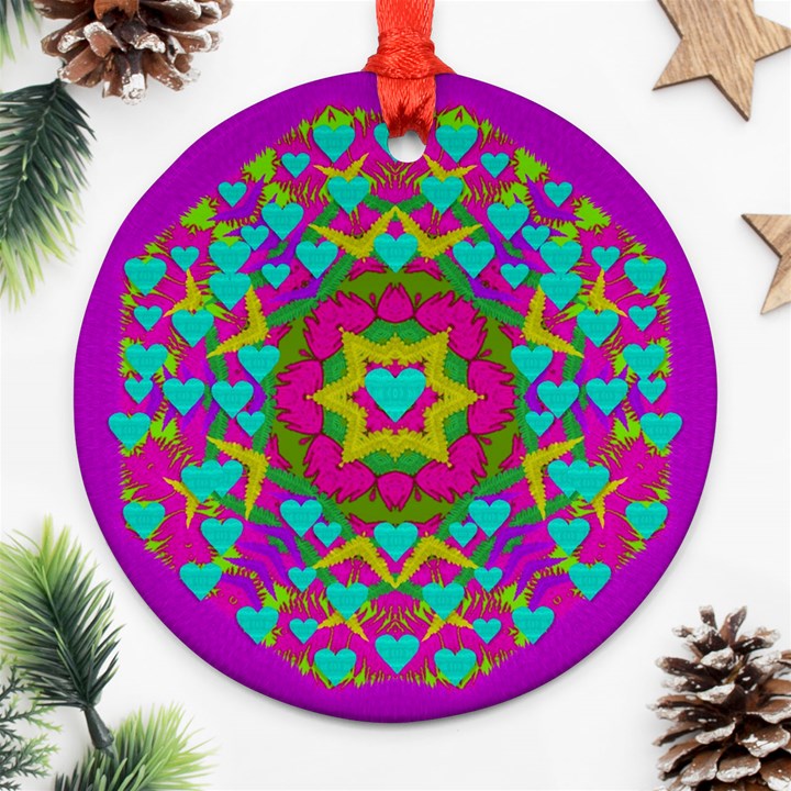 Hearts In A Mandala Scenery Of Fern Ornament (Round)