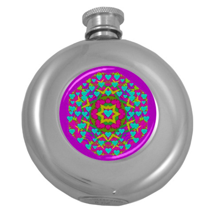 Hearts In A Mandala Scenery Of Fern Round Hip Flask (5 oz)