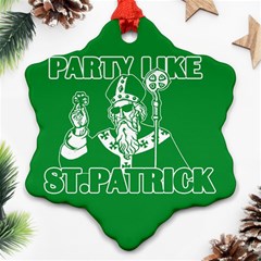  St  Patricks Day  Snowflake Ornament (two Sides) by Valentinaart