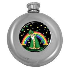  St  Patrick  Dabbing Round Hip Flask (5 Oz) by Valentinaart