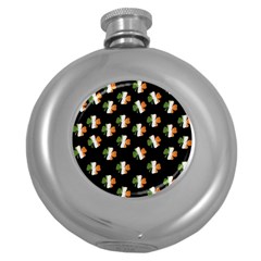 Irish Clover Round Hip Flask (5 Oz) by Valentinaart