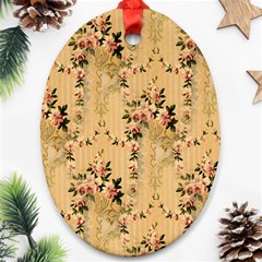 Vintage Floral Pattern Ornament (oval)