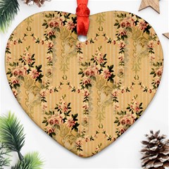 Vintage Floral Pattern Ornament (heart)