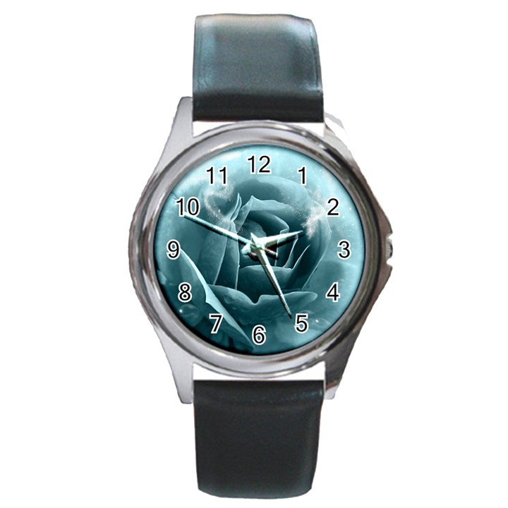 Beautiful Blue Roses With Water Drops Round Metal Watch