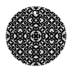 Black And White Geometric Pattern Round Ornament (two Sides) by dflcprints