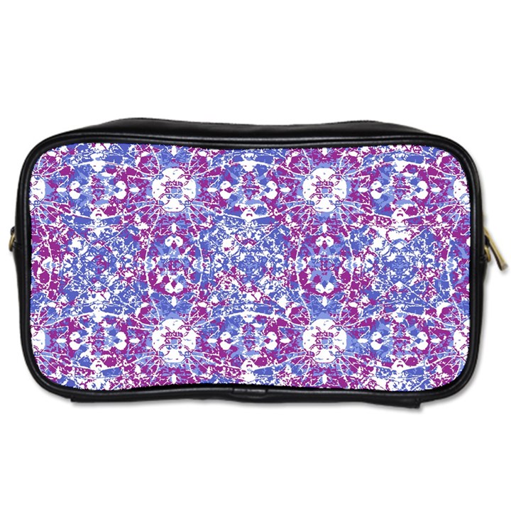 Cracked Oriental Ornate Pattern Toiletries Bags