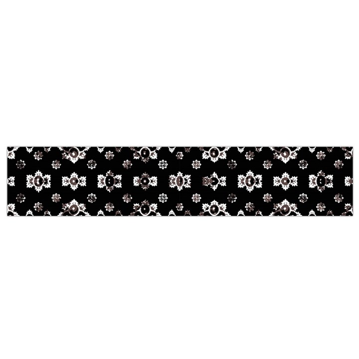 Dark Luxury Baroque Pattern Small Flano Scarf