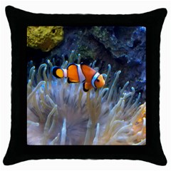 Clownfish 2 Throw Pillow Case (black) by trendistuff