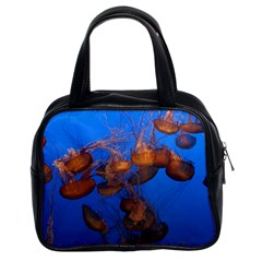 Jellyfish Aquarium Classic Handbags (2 Sides) by trendistuff