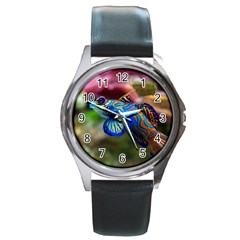 Mandarinfish 1 Round Metal Watch by trendistuff