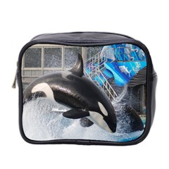 Orca 1 Mini Toiletries Bag 2-side by trendistuff