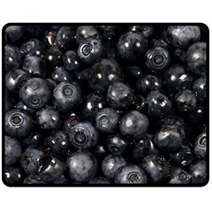 BLUEBERRIES 1 Fleece Blanket (Medium) 