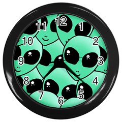 Alien Wall Clocks (black) by Sapixe