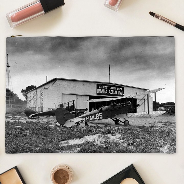 Omaha Airfield Airplain Hangar Cosmetic Bag (XXL) 