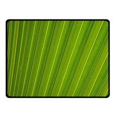 Green Leaf Pattern Plant Fleece Blanket (small) by Sapixe