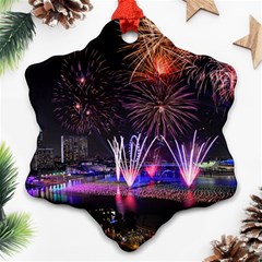 Singapore The Happy New Year Hotel Celebration Laser Light Fireworks Marina Bay Snowflake Ornament (two Sides) by Sapixe