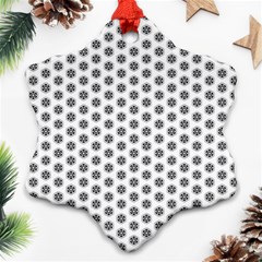 Abstract Pattern Ornament (snowflake) by jumpercat