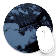 ?? ???????? - On A Bench Round Mousepads by bestdesignintheworld