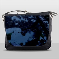 ?? ???????? - On A Bench Messenger Bags by bestdesignintheworld