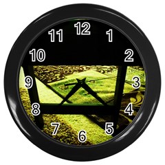 Colors And Fabrics 25 Wall Clocks (black)