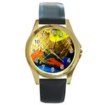 I Wonder 5 Round Gold Metal Watch Front