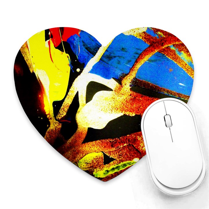 Drama Heart Mousepads