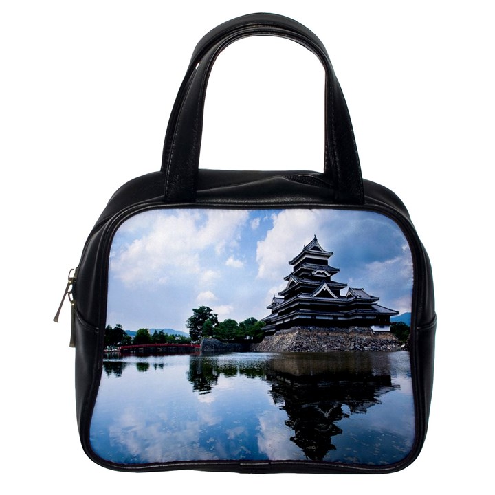 Beautiful Pagoda On Lake Nature Wallpaper Classic Handbags (One Side)