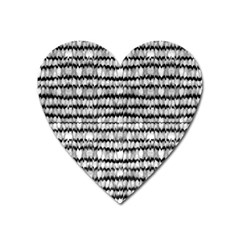 Abstract Wavy Black And White Pattern Heart Magnet