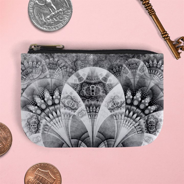 Black and White Fanned Feathers in Halftone Dots Mini Coin Purses