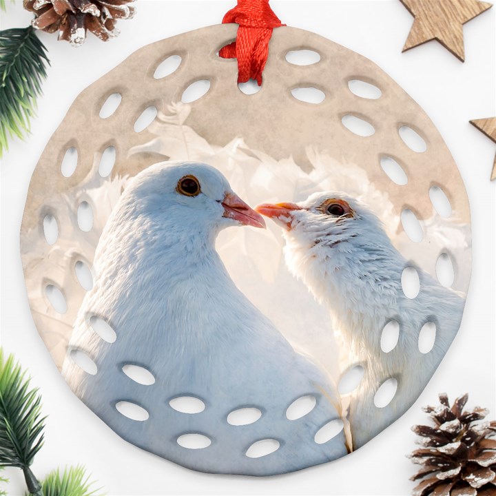 Doves In Love Round Filigree Ornament (Two Sides)