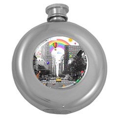 Downtown Dream Round Hip Flask (5 Oz) by Valentinaart