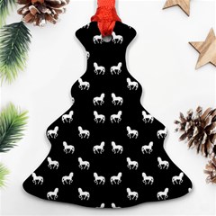 Silhouette Graphic Horses Pattern 7200 Ornament (christmas Tree) 