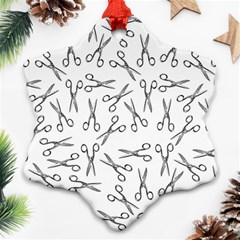 Scissors Pattern Ornament (snowflake)