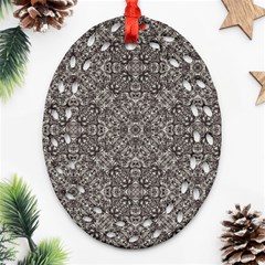 Luxury Modern Baroque Pattern Oval Filigree Ornament (two Sides)