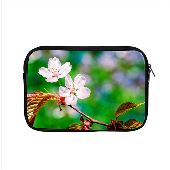 Sakura Flowers On Green Apple MacBook Pro 15  Zipper Case